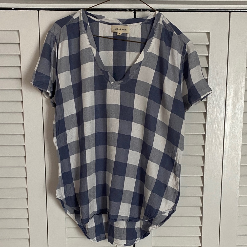 Cloth & Stone Navy and White Plaid gingham Short Sleeve Top